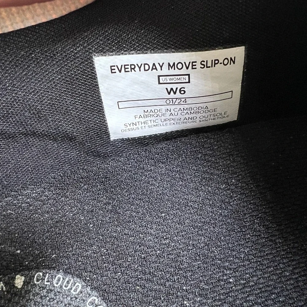 Vessi everyday move